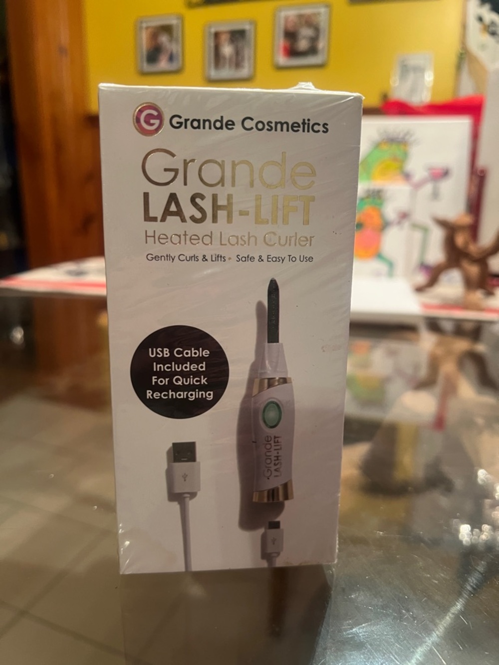 Grande Cosmetics Grande Lash-Lift Heated Lash Curler - NEW